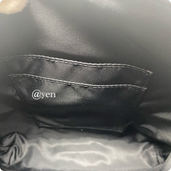 Gucci Unisex's messenger techno Crossbodybag - Picture 6 of 13